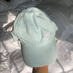 women’s light blue nike baseball cap adjustable